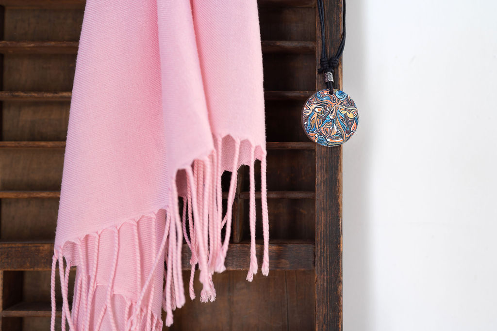 Collana Astratto